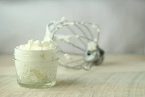 Can I use whipped topping instead of frosting?