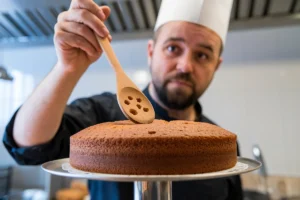 Best Way to Poke Holes in a Cake: Tips and Techniques for Perfect Poke Cakes