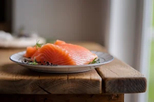 Can I eat smoked salmon directly?