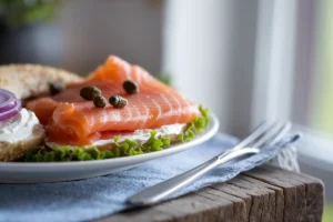 What does smoked salmon go best with?