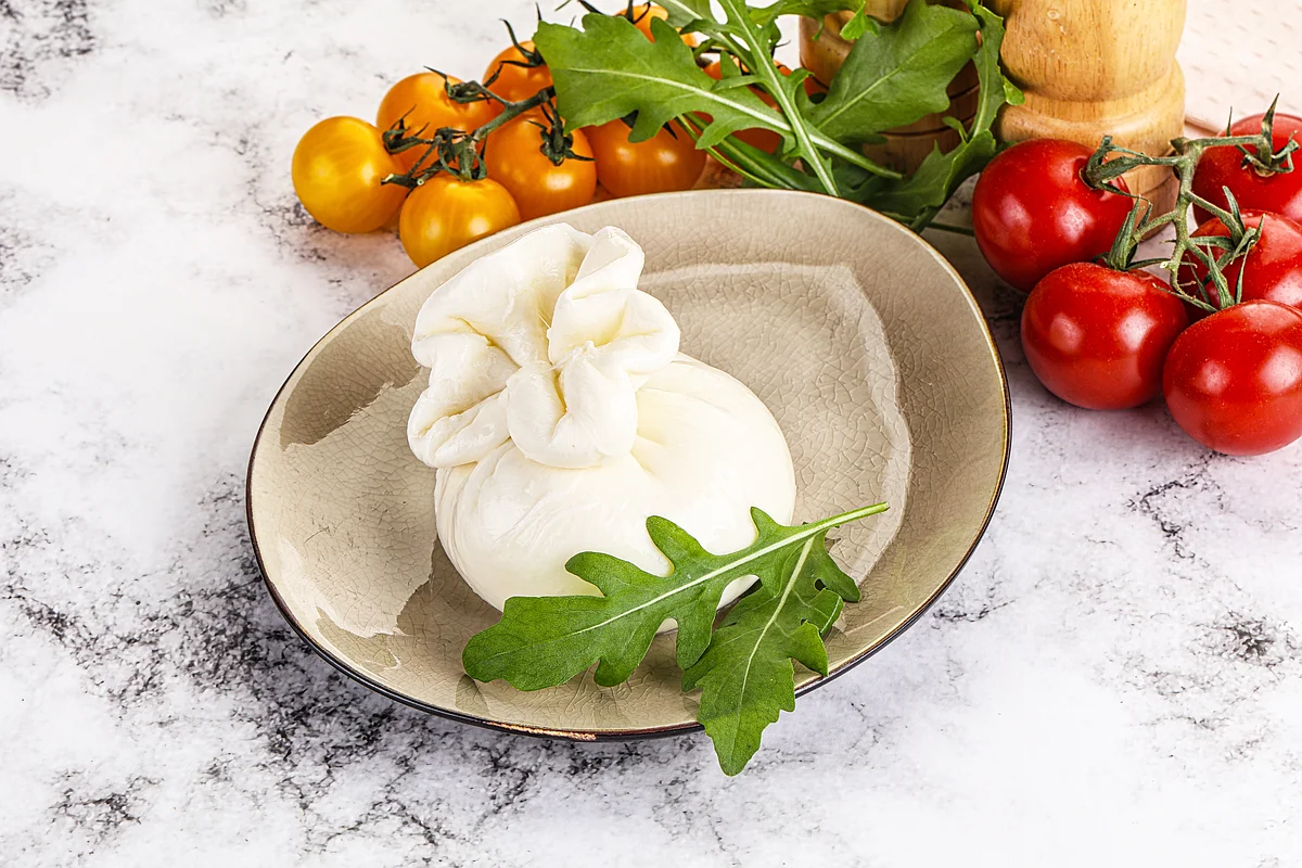 Buffalo Mozzarella: The Ultimate Guide to This Italian Delicacy